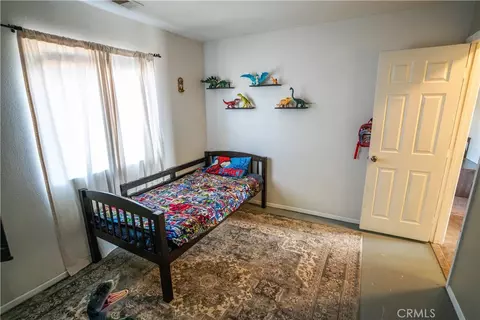 Bedroom - 14834 Narragansett, Apple Valley, CA 92307 photo 3 of 5