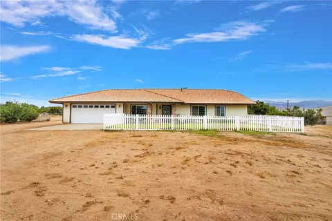 6432 Lime Rd, Phelan, CA 92371 photo 2