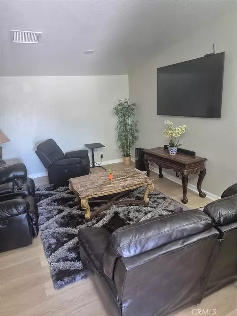 Living - 1331 Savanna, Barstow, CA 92311 photo 1 of 1