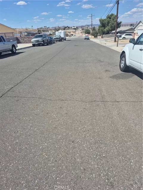 Exterior - 1331 Savanna, Barstow, CA 92311 photo 5 of 10