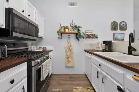 11052 Desert Rose, Adelanto, CA 92301 photo 15