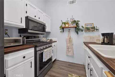 11052 Desert Rose, Adelanto, CA 92301 photo 17
