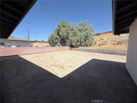 Exterior - 29040 Gabilan St, Barstow, CA 92311 photo 4 of 6