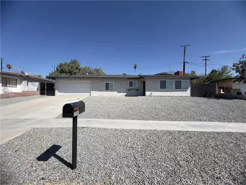 Exterior - 29040 Gabilan St, Barstow, CA 92311 photo 5 of 6
