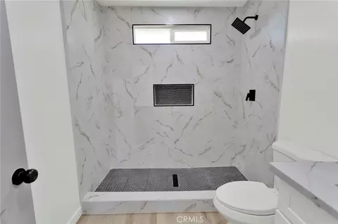 Bath - 18282 Manzanita, Hesperia, CA 92345 photo 5 of 5