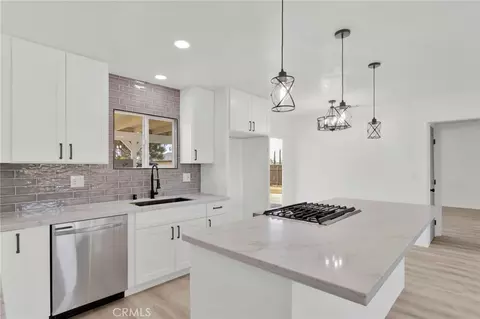 Kitchen - 18282 Manzanita, Hesperia, CA 92345 photo 8 of 8