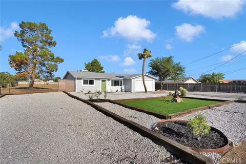 Exterior - 18282 Manzanita, Hesperia, CA 92345 photo 4 of 6
