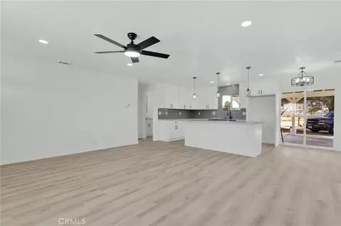Living - 18282 Manzanita, Hesperia, CA 92345 photo 8 of 8
