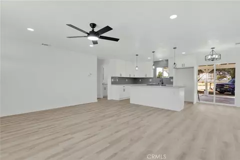 Living - 18282 Manzanita, Hesperia, CA 92345 photo 5 of 5