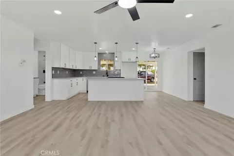 Living - 18282 Manzanita, Hesperia, CA 92345 photo 4 of 5
