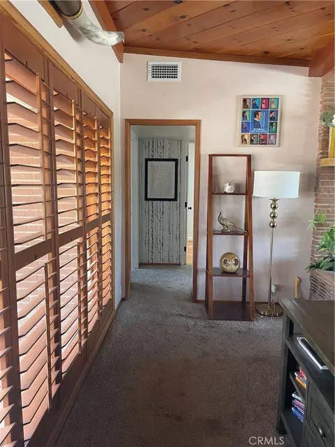 Entry Way - 27815 Panamint Rd, Barstow, CA 92311 photo 2 of 3