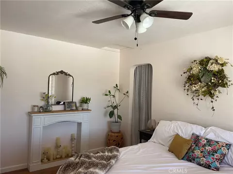 Bedroom - 27815 Panamint Rd, Barstow, CA 92311 photo 3 of 4