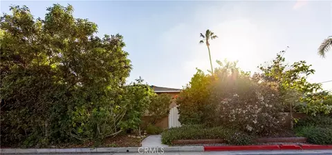 Exterior - 1121 Vista Way, Oceanside, CA 92054 photo 13 of 14