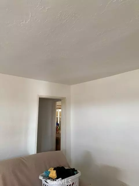 313 Desnok, Needles, CA 92363 photo 7