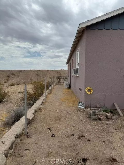 Exterior - 313 Desnok, Needles, CA 92363 photo 2 of 7