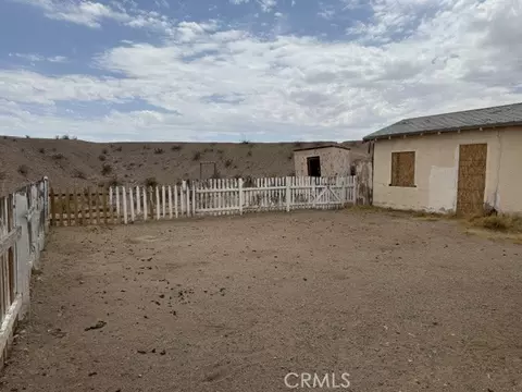 Exterior - 313 Desnok, Needles, CA 92363 photo 4 of 7