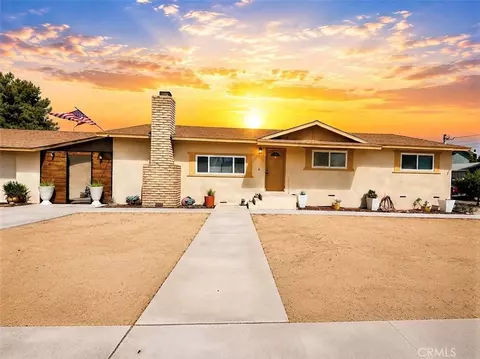 7245 Lyons, Hesperia, CA 92345