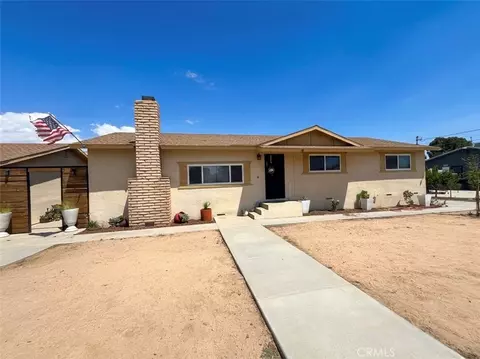 7245 Lyons, Hesperia, CA 92345 photo 2