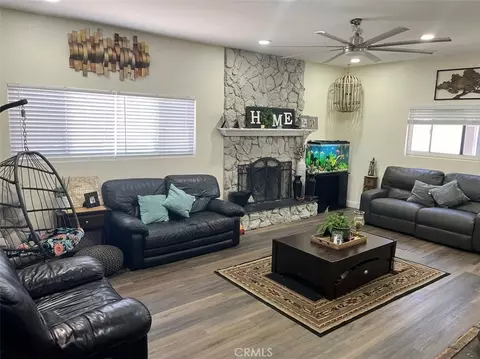 7245 Lyons, Hesperia, CA 92345 photo 6