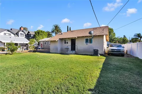Exterior - 4443 Highland Pl, Riverside, CA 92506 photo 5 of 8