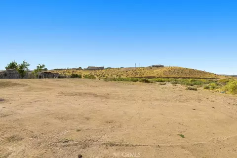 Exterior - 18686 Lilac St, Hesperia, CA 92345 photo 5 of 5