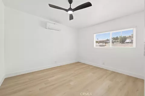 Bedroom - 18686 Lilac St, Hesperia, CA 92345 photo 1 of 6