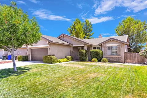 11611 Danielle, Adelanto, CA 92301 photo 2