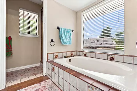 Bath - 14367 Flathead, Apple Valley, CA 92307 photo 3 of 6