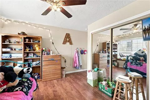 Bedroom - 14367 Flathead, Apple Valley, CA 92307 photo 4 of 7
