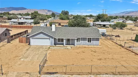 View/Area - 11931 Puye, Apple Valley, CA 92308 photo 1 of 11