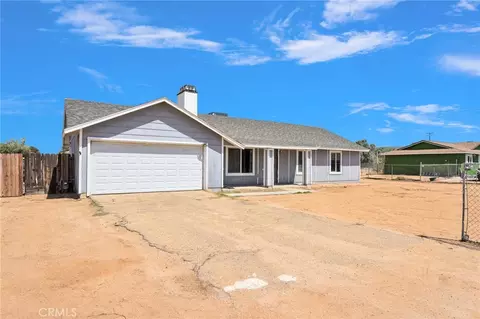 Exterior - 11931 Puye, Apple Valley, CA 92308 photo 3 of 11