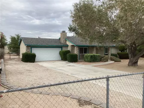Exterior - 14556 Mojave St, Hesperia, CA 92345 photo 2 of 14
