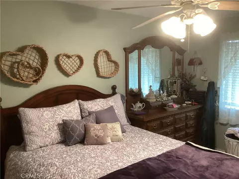 Bedroom - 14556 Mojave St, Hesperia, CA 92345 photo 3 of 4