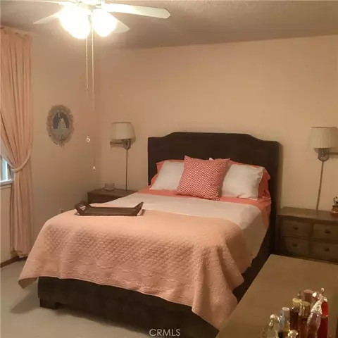 Bedroom - 14556 Mojave St, Hesperia, CA 92345 photo 2 of 4