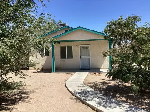 Exterior - 14556 Mojave St, Hesperia, CA 92345 photo 10 of 14