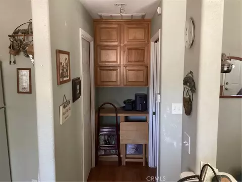 Entry Way - 14556 Mojave St, Hesperia, CA 92345 photo 6 of 6