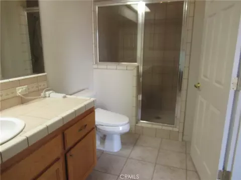 Bath - 20035 Symeron, Apple Valley, CA 92307 photo 3 of 3