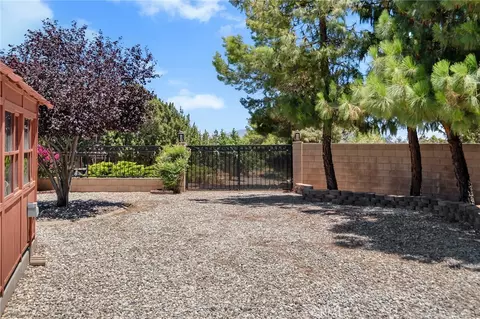 Exterior - 6955 Oak View Ct, Oak Hills, CA 92344 photo 8 of 8