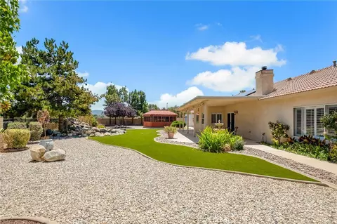 Exterior - 6955 Oak View Ct, Oak Hills, CA 92344 photo 4 of 8