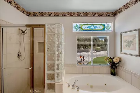 Bath - 6955 Oak View Ct, Oak Hills, CA 92344 photo 2 of 4