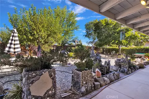 Exterior - 14275 Gayhead, Apple Valley, CA 92307 photo 14 of 22