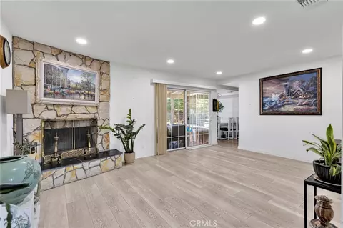 Living - 14275 Gayhead, Apple Valley, CA 92307 photo 1 of 4