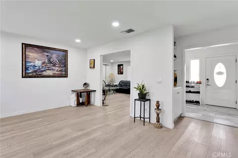 Entry Way - 14275 Gayhead, Apple Valley, CA 92307 photo 3 of 5