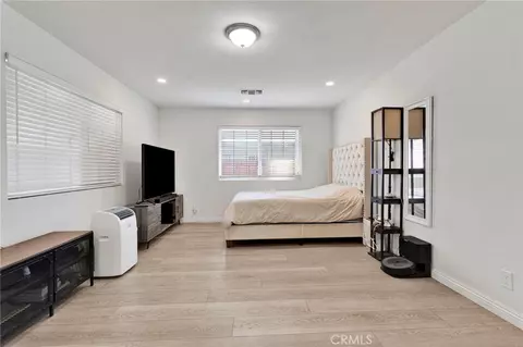 Bedroom - 14275 Gayhead, Apple Valley, CA 92307 photo 4 of 4