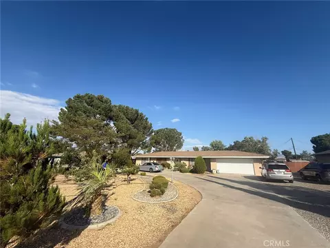 14275 Gayhead, Apple Valley, CA 92307 photo 1
