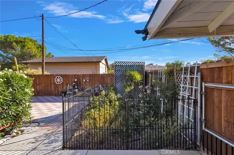 Exterior - 14275 Gayhead, Apple Valley, CA 92307 photo 8 of 22