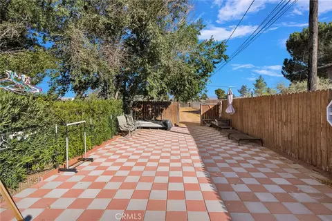 Exterior - 14275 Gayhead, Apple Valley, CA 92307 photo 9 of 22