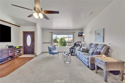 Living - 15011 Tuscola Rd, Apple Valley, CA 92307 photo 1 of 1