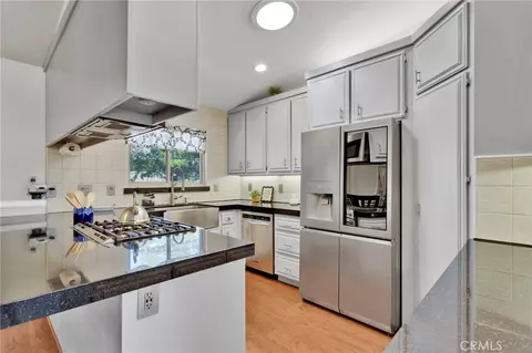 Kitchen - 15011 Tuscola Rd, Apple Valley, CA 92307 photo 1 of 3