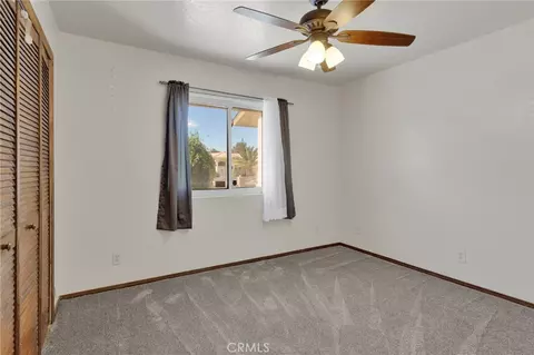 Bedroom - 15011 Tuscola Rd, Apple Valley, CA 92307 photo 5 of 7